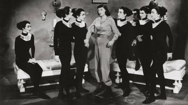 Через экраны к звёздам: история первых фильмов о покорении космоса