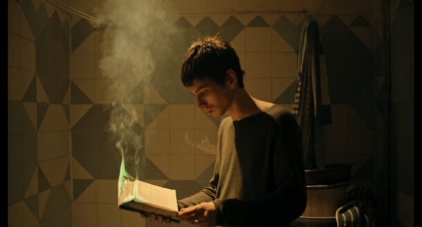 Эпоха слома: 7 многосерийных проектов о конце XX века