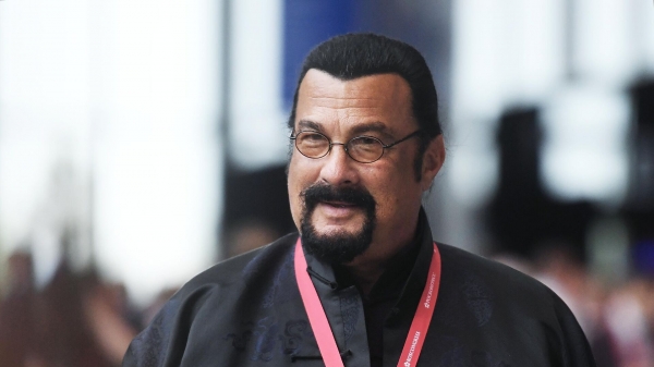 Сигал станет специальным гостем SandlerFest, который пройдет в августе в Москве