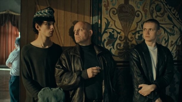 Эпоха слома: 7 многосерийных проектов о конце XX века