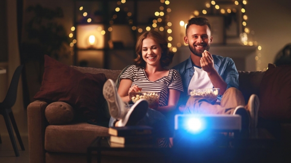 Топ-10 русских комедий-2024: подборка картин с высоким рейтингом